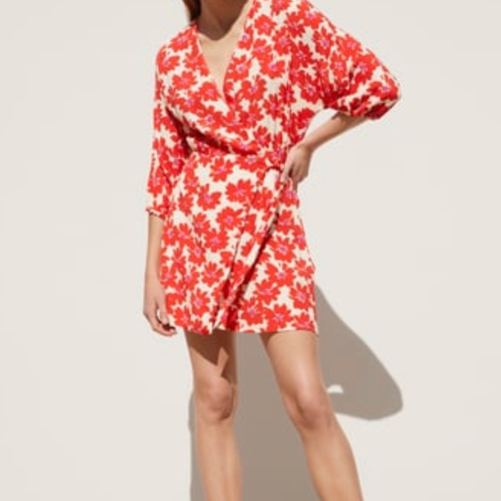 Zara floral wrap dress sz xs